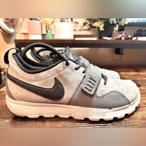 Nike SB Trainerendor Suede Low Cool Grey Black Wolf Grey Size 9